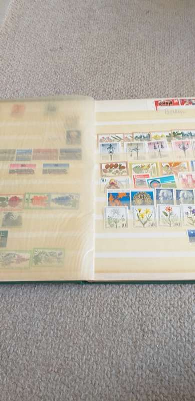 GERMANY-BERLIN VALUABLE UNMOUNTED MINT COLLECTION + USED-READ BELOW